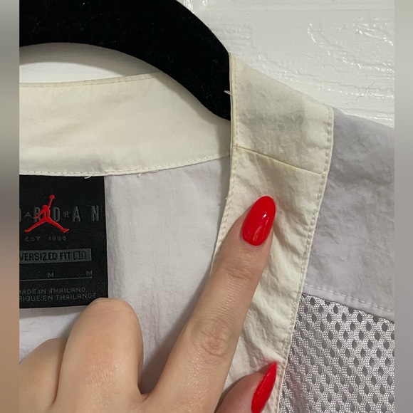 NIKE white mesh top - Picture 5 of 5